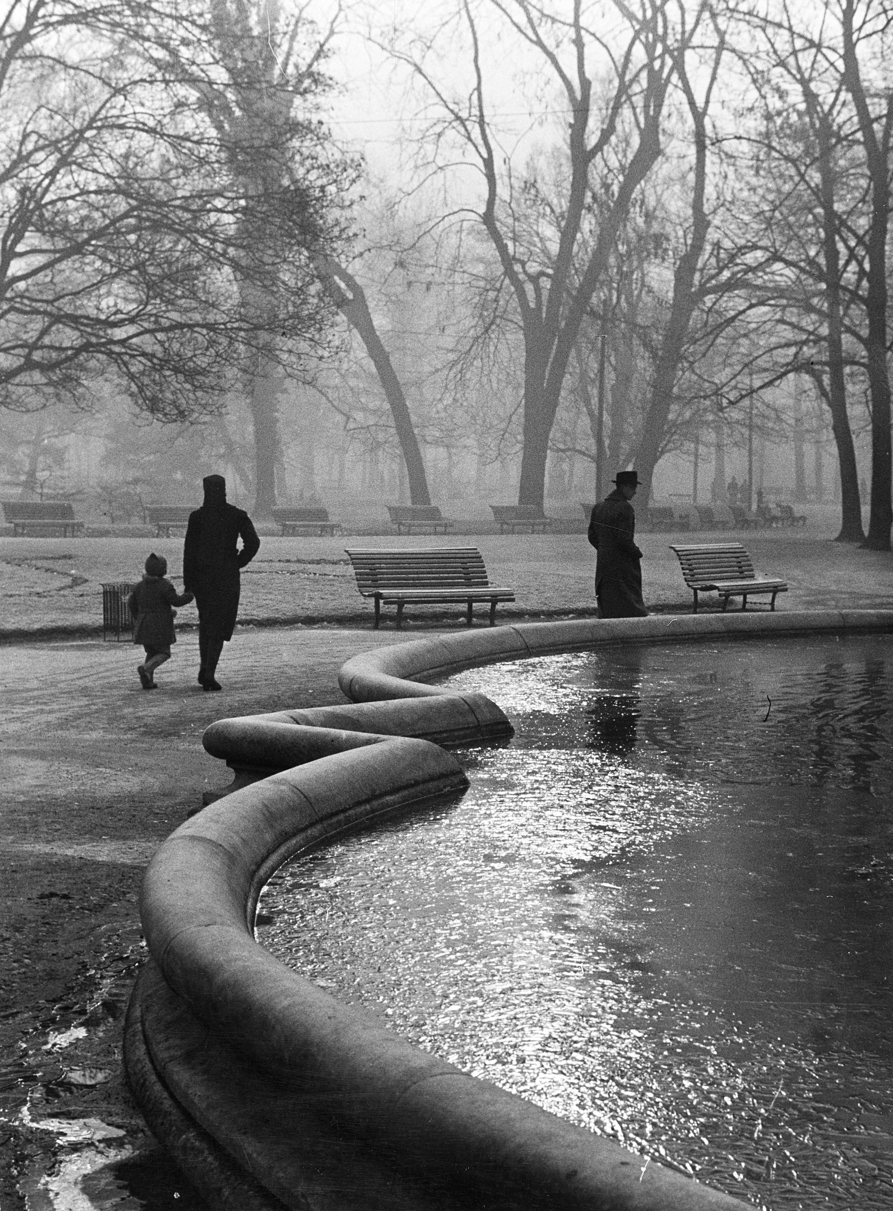 Milano Porta Venezia 1940 ca. by Bruno Stefani | Art.Salon