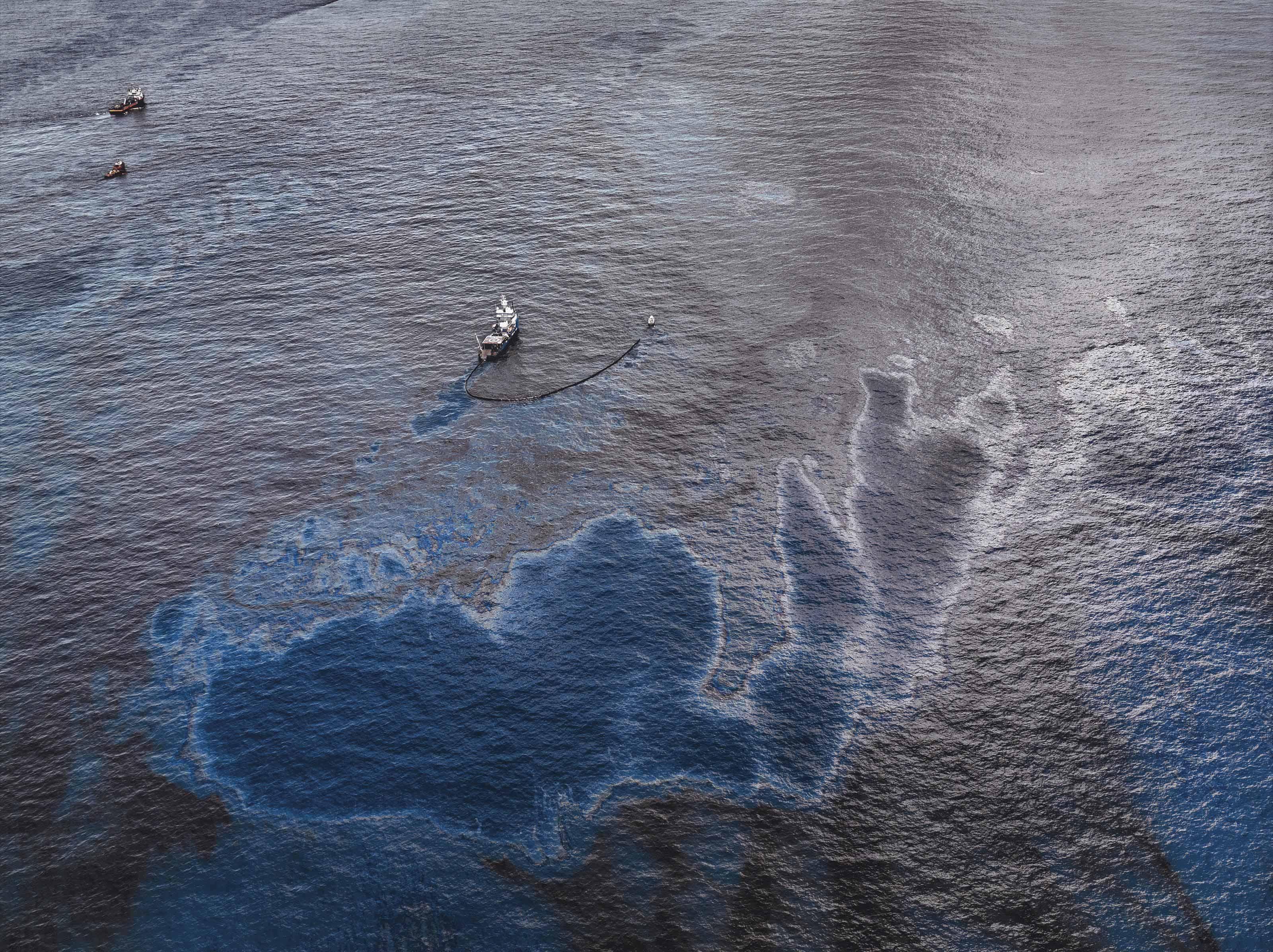 Oil Spill No.4, Oil Skimming Boat, Near Ground Zero, Gulf of Mexico by ...