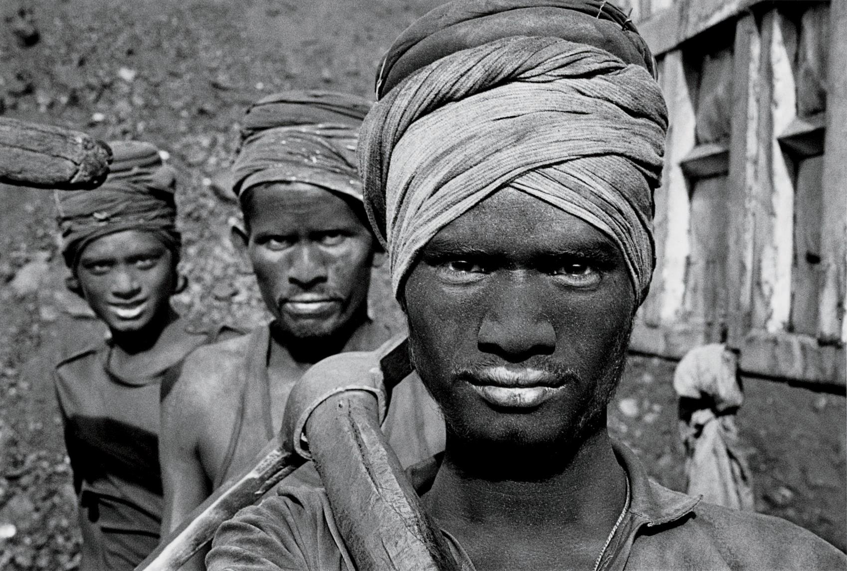 India, 1989 by Sebastiao Salgado | Art.Salon